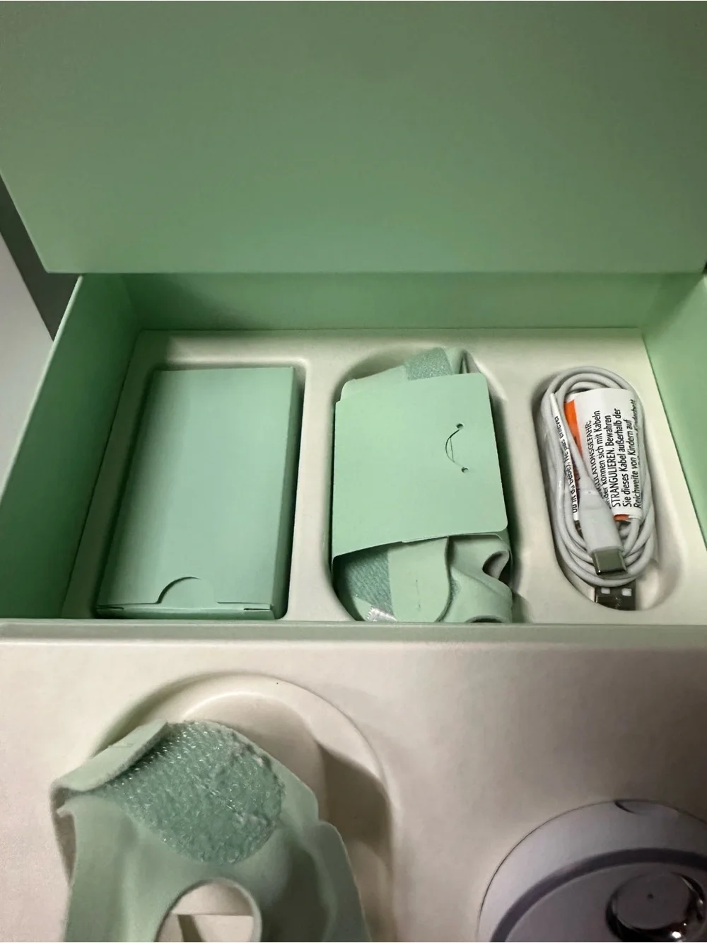 Owlet monitor- Mint Green -Wearable Arm/Wrist/foot Clip with Charging Base